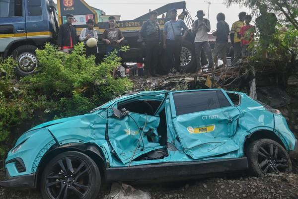Ini Penyebab Taksi Listrik Green SM Berhenti Mendadak di Rel, Picu Tabrakan Maut 2 Kereta Tewaskan 15 Orang
