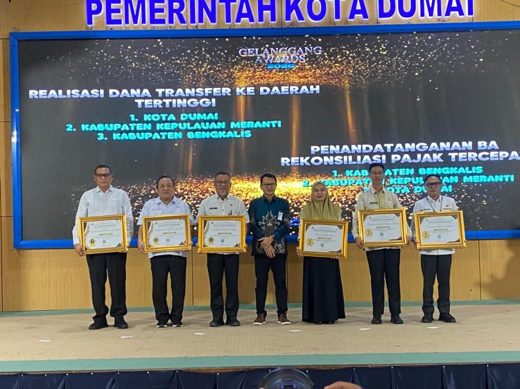 Kepulauan Meranti Bersinar di Gelanggang Awards 2026, Borong Empat Penghargaan Keuangan Negara
