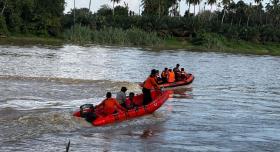 BPBD Kuansing Sisir Aliran Sungai Cerenti Cari Balita Hilang Sejak Jumat