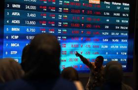 IHSG Terjun Bebas, 576 Saham Rontok, Tekanan Asing dan Minyak Picu Kekhawatiran