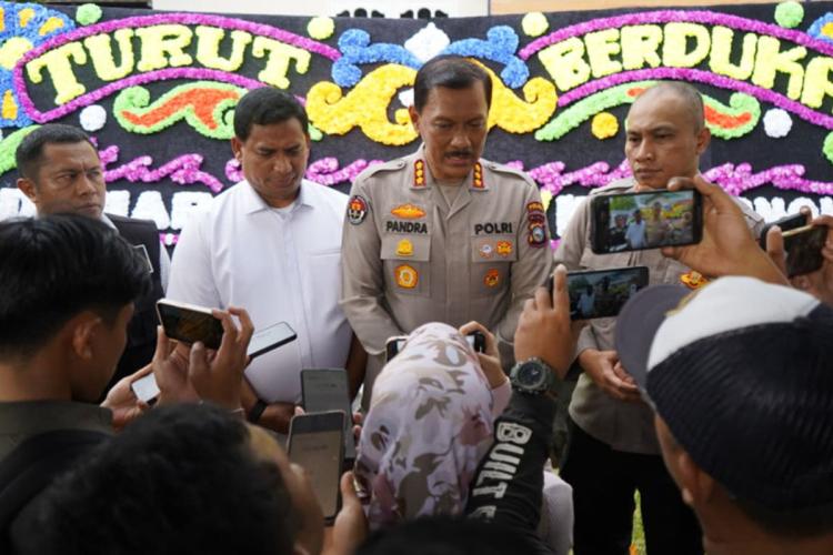 Pembunuhan Nenek di Rumbai: Mantan Menantu Terekam CCTV Salami Korban Sebelum Menghabisi Nyawanya!