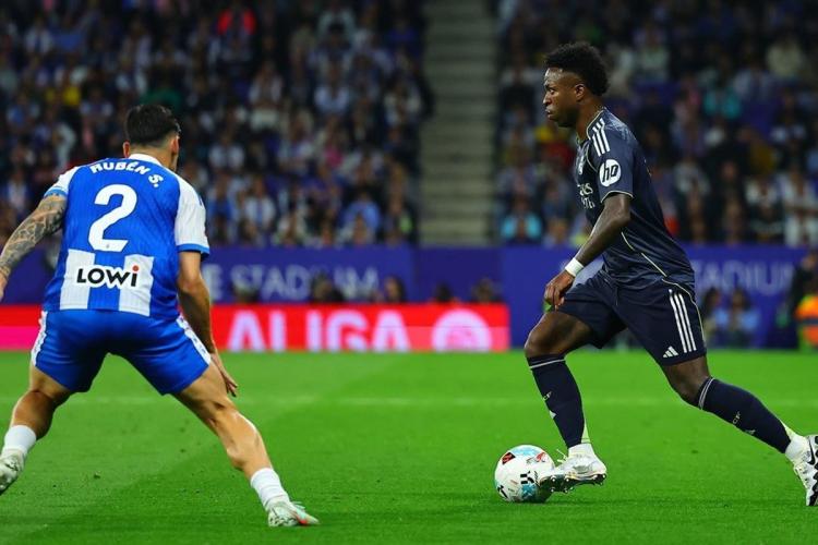 Barcelona Gagal Pesta Gara-Gara Ulah Nakal Vinicius Junior di Markas Espanyol!
