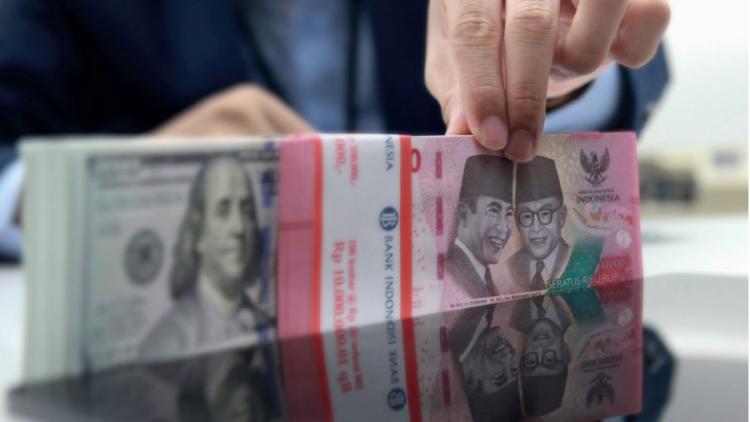 Jangan Kaget! Rupiah Bisa Sentuh Rp17.500 Pekan Ini Jika Data Neraca Dagang Berakhir Zonk