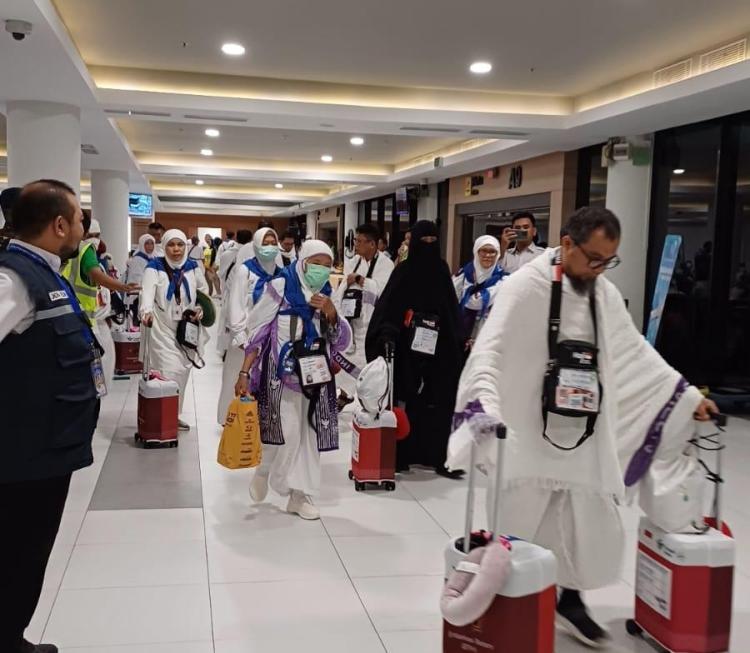Kloter BTH 11 Asal Riau Diberangkatkan, Total 3.981 JCH Sudah Menuju Tanah Suci