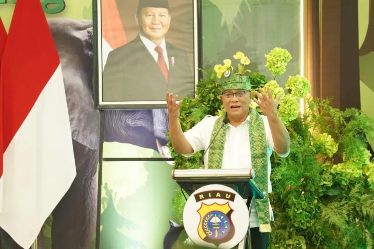Menteri LH Siap Adopsi Green Policing Riau ke Tingkat Nasional