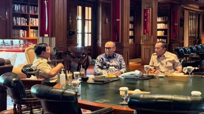 Prabowo Kumpulkan PPATK dan Mensesneg, Ini Pesan Tegasnya