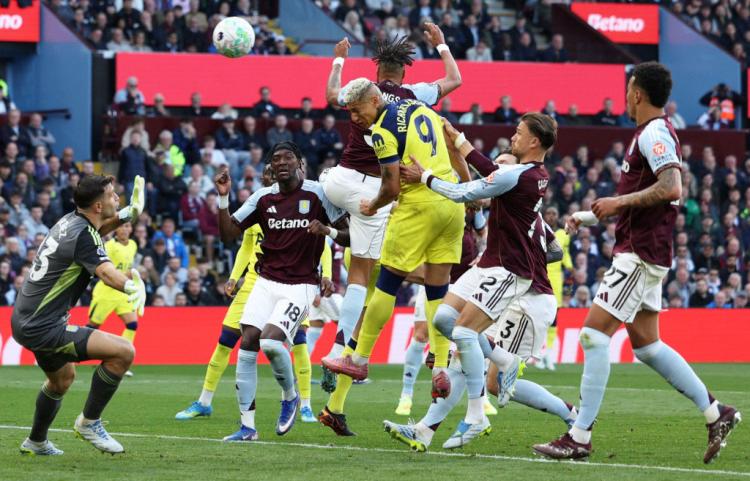 Spurs Bangkit Brutal! Hajar Villa, Lolos dari Zona Neraka Premier League
