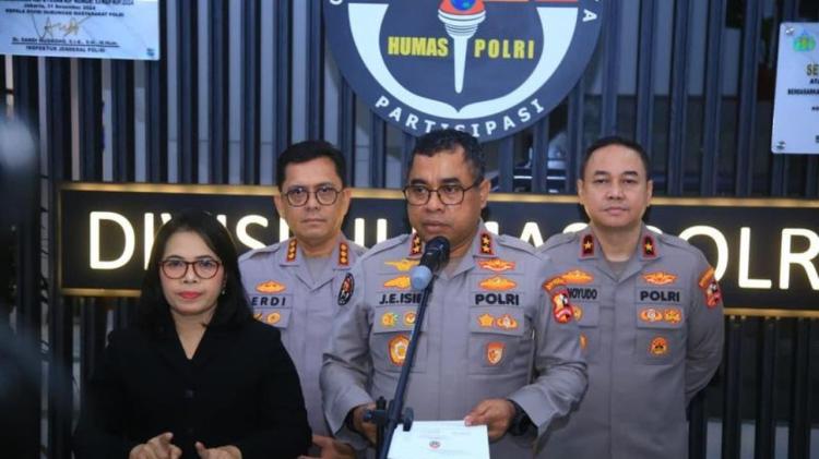 Tok! Anggota Polisi Dilarang Sembarangan Main Medsos: Harus Terkoordinasi di Bawah Humas Polri