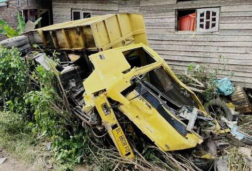 Kereta Api Hantam Truk di Perlintasan Tanjungbalai, Satu Orang Meninggal Dunia
