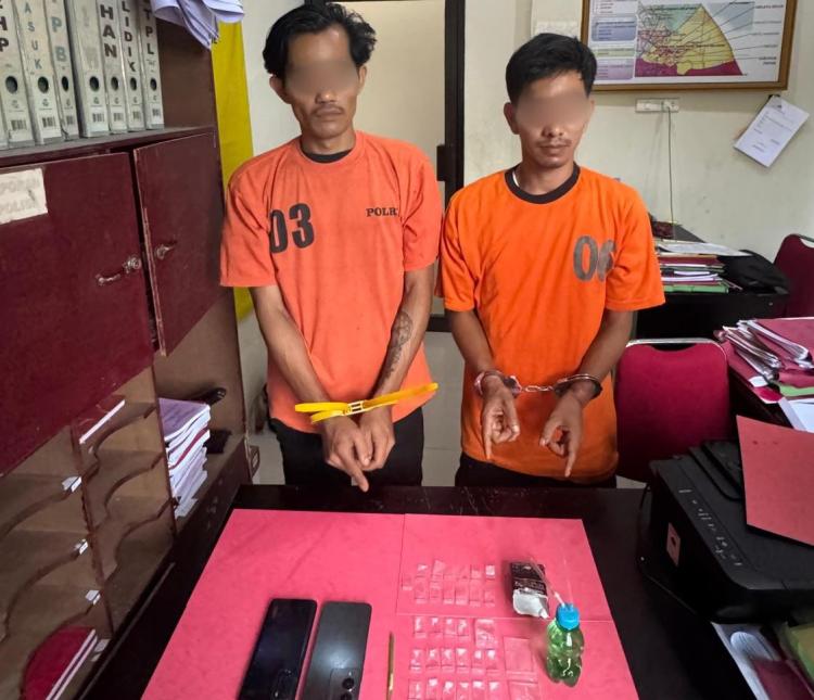 Dua Pengangguran di Rokan Hilir Ditangkap, Polisi Sita 17 Paket Sabu Siap Edar