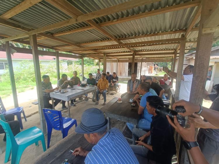 Pasca Aksi Massa di Rantau Kopar, Wakapolres Rohil Gelar Cooling System dan Serap Aspirasi Warga