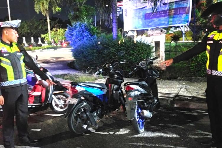 Nekat Lawan Arus Depan LAM Riau, Lima Remaja Pekanbaru Terkapar Tengah Malam!