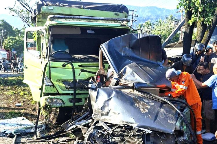 UPDATE Terbaru Tabrakan Maut Padang Besi, Korban Tewas Bertambah Jadi Empat Orang, Ini Daftarnya