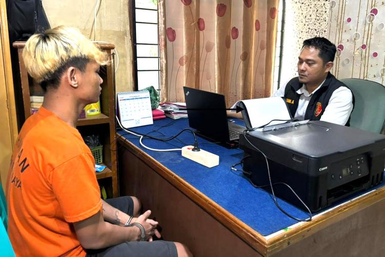 Bongkar Toko iPhone Jam 3 Pagi, Pria Pekanbaru Gasak 25 Handphone Sekaligus