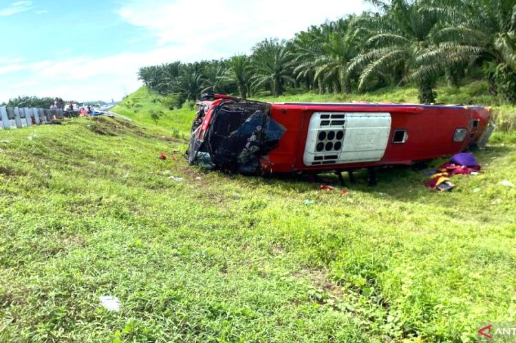 Bus Halmahera Terguling di Tol Sergai, Sopir Kabur Tinggalkan Empat Penumpang Tewas, Ini Daftar Korban Luka dan Tewas