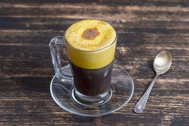 Minuman Viral Kopi Telur Bikin Penasaran, Efek Sampingnya Tak Main-main