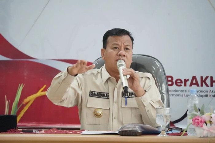 Bupati Kuansing Suhardiman Ambi Ancang-ancang Nyaleg DPR RI Lewat Demokrat Usai Dicopot Gerindra