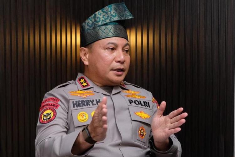 Siap-Siap! Kapolda Riau Bakal Sikat Habis Kebun Sawit Sempadan Sungai