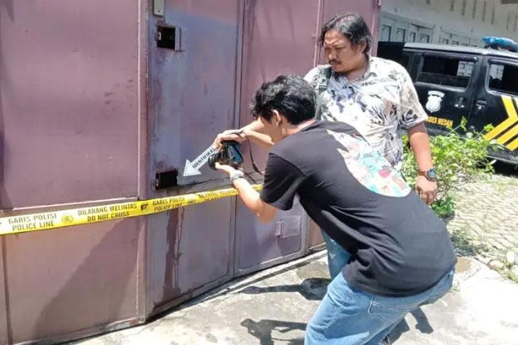 Tetangga Curiga Aroma Menyengat, Polisi Temukan Ibu dan Anak Sudah Jadi Mayat