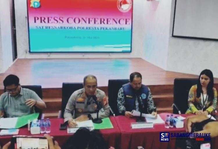 Mengapa Polisi Tak Hadirkan 13 Tersangka Narkotika Saat Konferensi Pers, Termasuk Anak Bupati di Riau? 