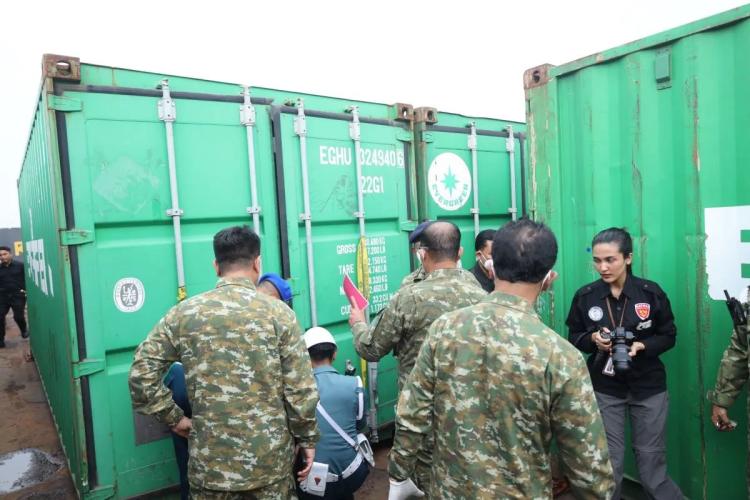 TNI AL Sikat Kapal Tunda Bawa 390 Ton Mineral Tanah Jarang Bernilai Triliunan Rupiah di Batam
