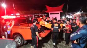 Tangis Pecah Tengah Malam, Rahmadani Ditemukan Mengambang Dua Kilometer Dari Lokasi Tenggelam