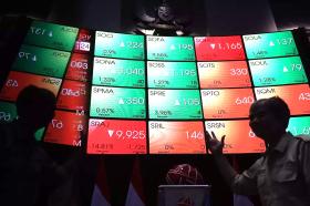 IHSG Mendadak Ngebut Saat Rupiah Melemah, Saham BLUE Terbang Tanpa Rem