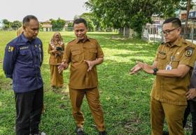 r[judul]