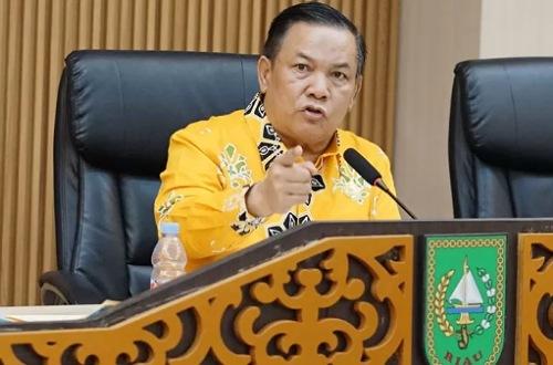 SF Hariyanto Peringatkan Seluruh Pegawai Pemprov Riau Masuk Kerja Hari Ini