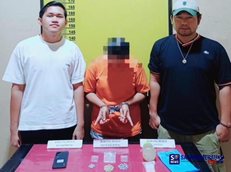 Polres Rokan Hilir Ungkap Peredaran Ekstasi, Seorang IRT Diamankan dengan 61 Butir Pil Diduga Narkotika