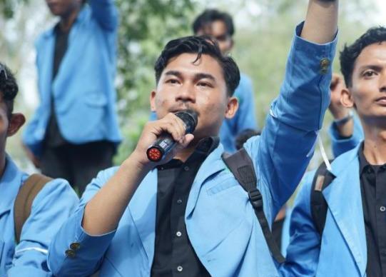 Rupiah Melemah, Rakyat Sengsara: PD KAMMI Pekanbaru Tagih Tindakan Nyata Bank Indonesia