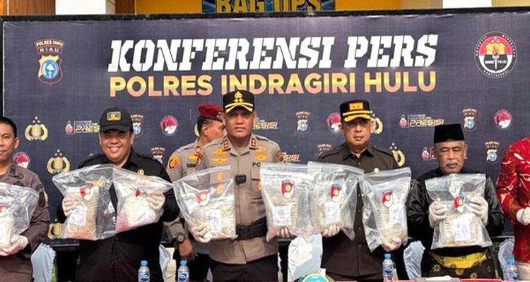 Koper Misterius di Hotel Inhu Ternyata Berisi 19 Ribu Ekstasi dan 8 Kg Sabu