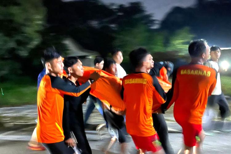 Tangis Pecah di Waduk Unri, Mahasiswa Faperika Ditemukan Tak Bernyawa