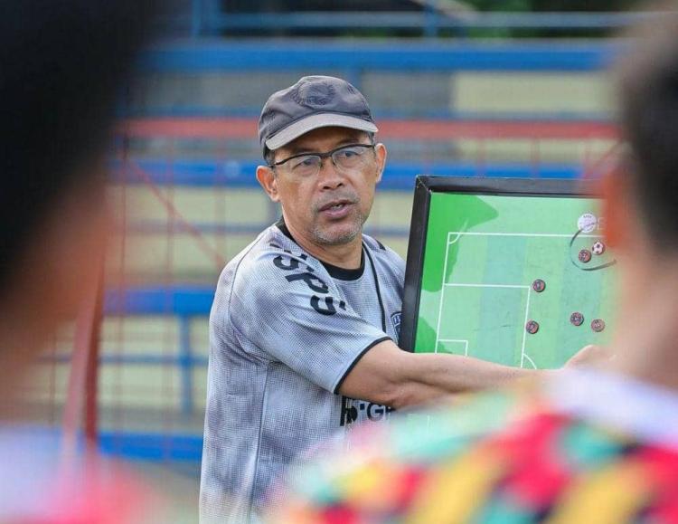 Ini Alasan Coach Aji Santoso Mundur dari Pelatih PSPS Pekanbaru