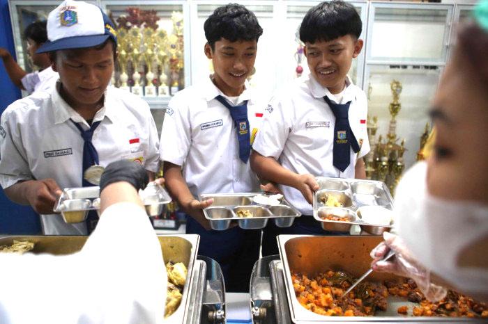 MBG Putar Arah! Kantin Sekolah Disiapkan Jadi Senjata Baru Hemat Triliunan Rupiah