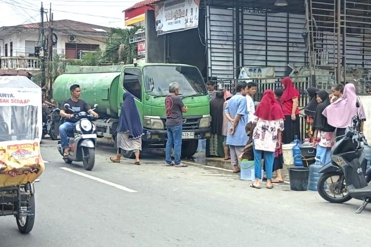Listrik Padam, Air Ikut Kabur! Tujuh Kecamatan Medan dan Deli Serdang Mendadak Lumpuh