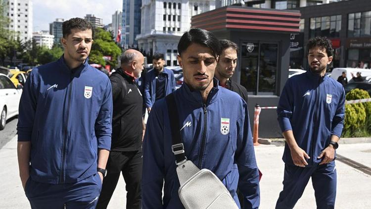 Empat Perwakilan Timnas Iran Kantongi Visa AS, Sebelas Lainnya Masih Ditolak
