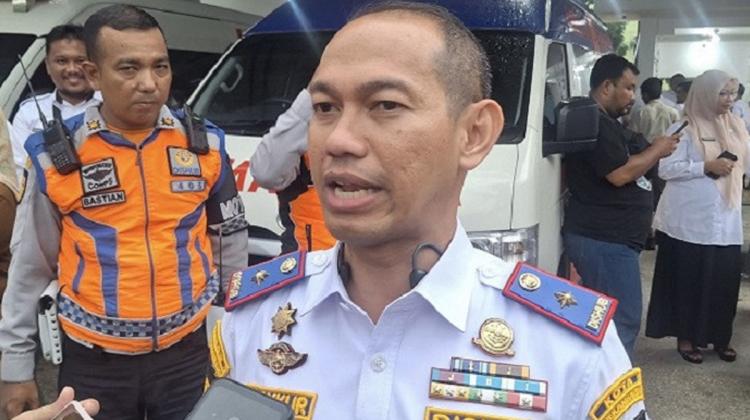 Revitalisasi JPO Sudirman Tahap Pemasangan Lampu Hias, Spot Ikonik di Pekanbaru Segera Rampung