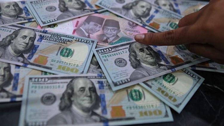 Investor Menahan Napas, Rupiah Terpukul Jelang Pengumuman BI dan The Fed