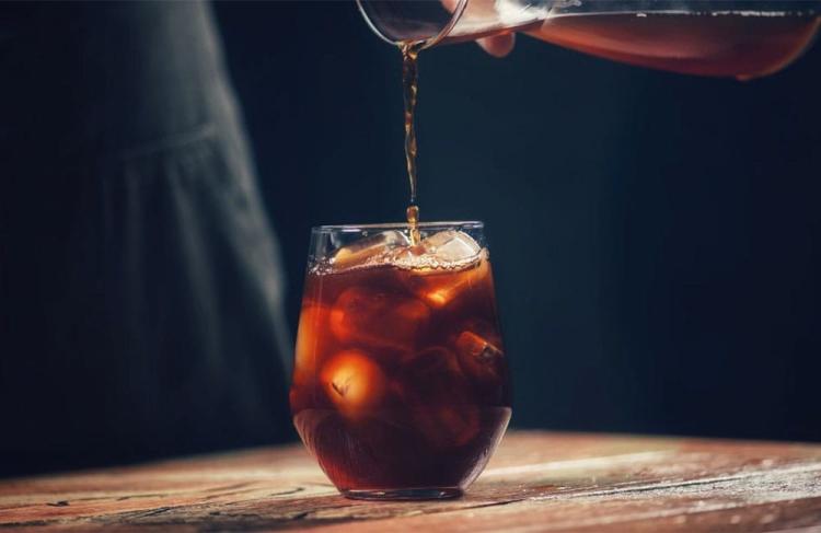 Panduan Membuat Cold Brew yang Halus, Segar, dan Minim Rasa Pahit