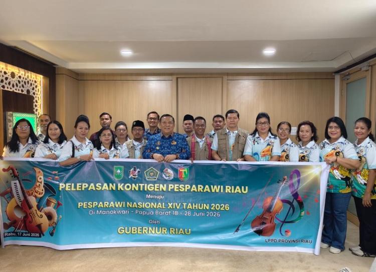 Plt Gubernur SF Hariyanto Lepas Kontingen Riau ke Ajang Pesparawi Nasional XIV Tahun 2026 di Manokwari Papua Barat