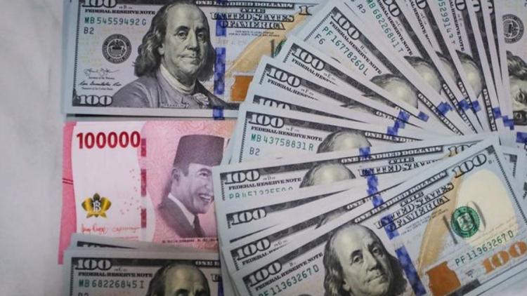 Rupiah Melemah ke Rp17.747 per Dolar AS Jelang Keputusan The Fed