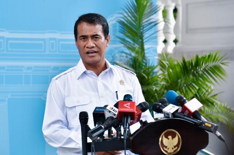 Amran Libatkan Polisi Kawal Harga Sawit, Ratusan Perusahaan Langsung Bergerak