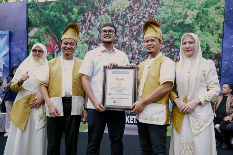 Talam Durian Pekanbaru Pecahkan MURI: Dari Rekor Menuju Pasar, dari Festival Menuju Kesejahteraan UMKM
