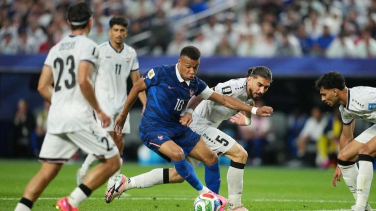 Mbappe Menggila! Prancis Hajar Irak 3-0 dan Amankan Tiket 32 Besar