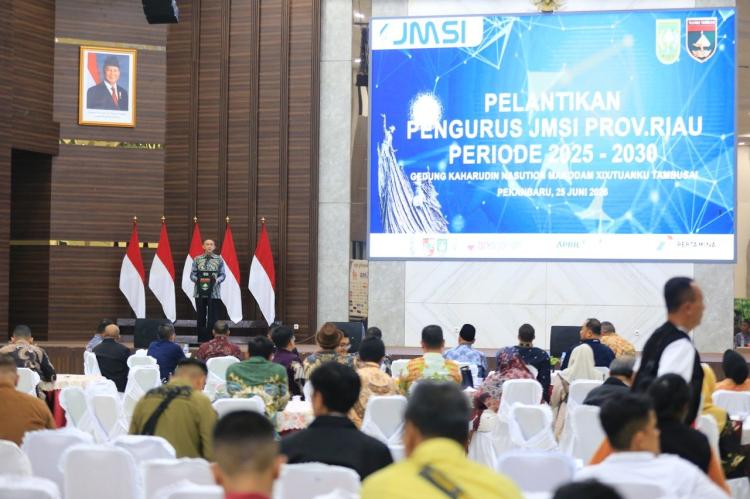 Era Digital Makin Menantang, Pemprov Riau Minta Pers Perkuat Profesionalisme
