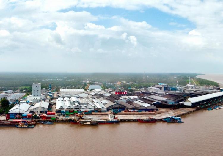 Kapolsek Kateman Apresiasi dan Puji Kesiapsiagaan PT Pulau Sambu Guntung Padamkan Kebakaran dalam Waktu Singkat