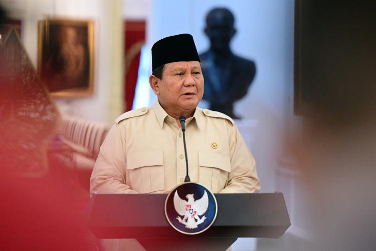 Prabowo Sebut Rakyat Gaji Komisaris BUMN Rugi, Sesumbar Mau Pangkas Tinggal 250 BUMN