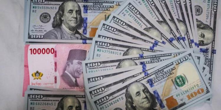 Rupiah Melemah ke Rp17.907 per Dolar AS Dipicu Sentimen Global