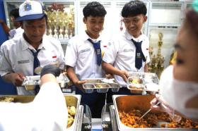 MBG Putar Arah! Kantin Sekolah Disiapkan Jadi Senjata Baru Hemat Triliunan Rupiah